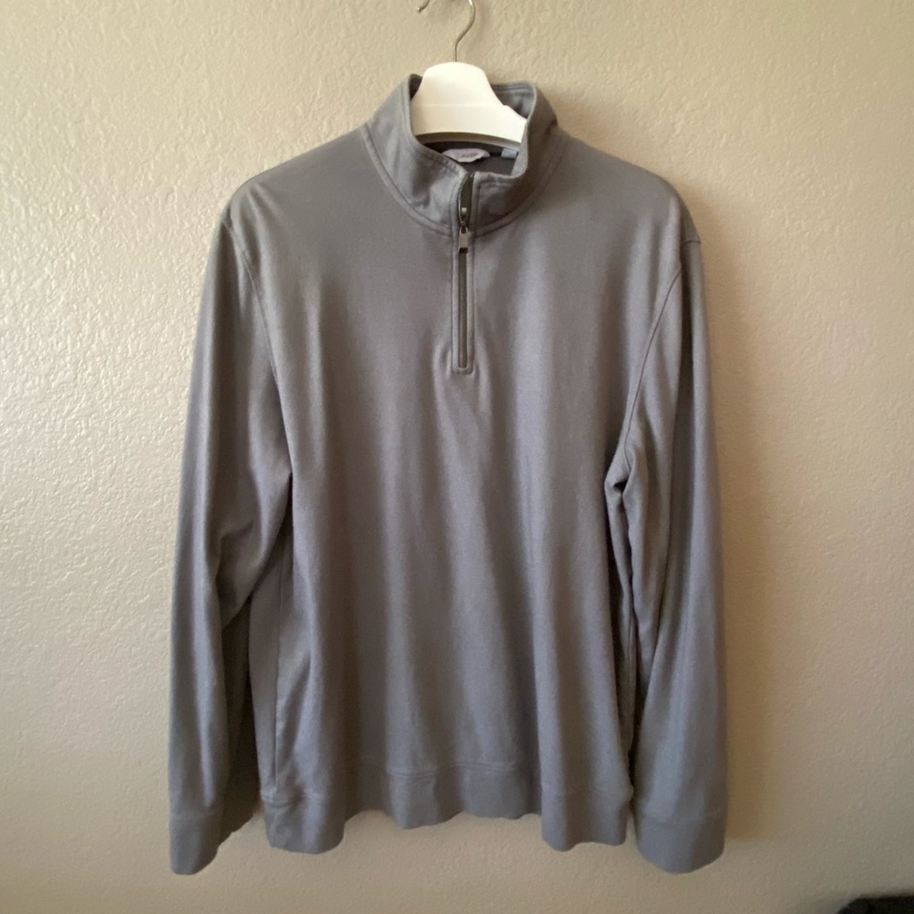 Calvin Klein modern look men’s grey pullover LG